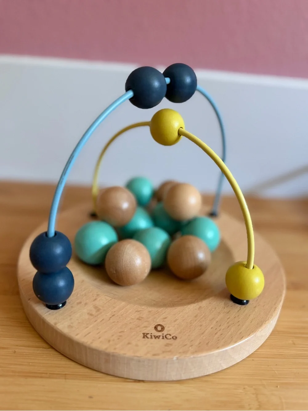 LIKE NEW - KiwiCo Atom Bead Maze, Age 0+